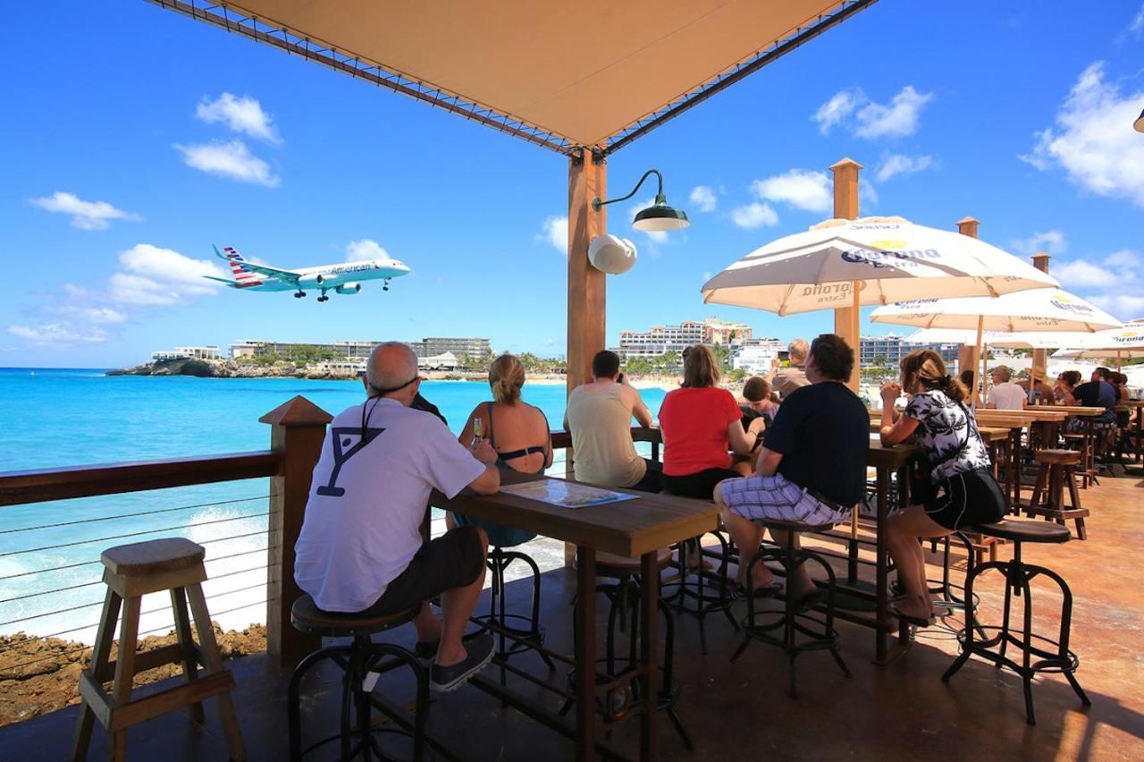 Maho Beach House - Spacious 1 Bedroom Suite Exterior photo
