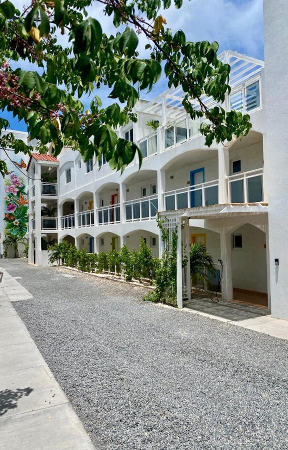 Maho Beach House - Spacious 1 Bedroom Suite Exterior photo